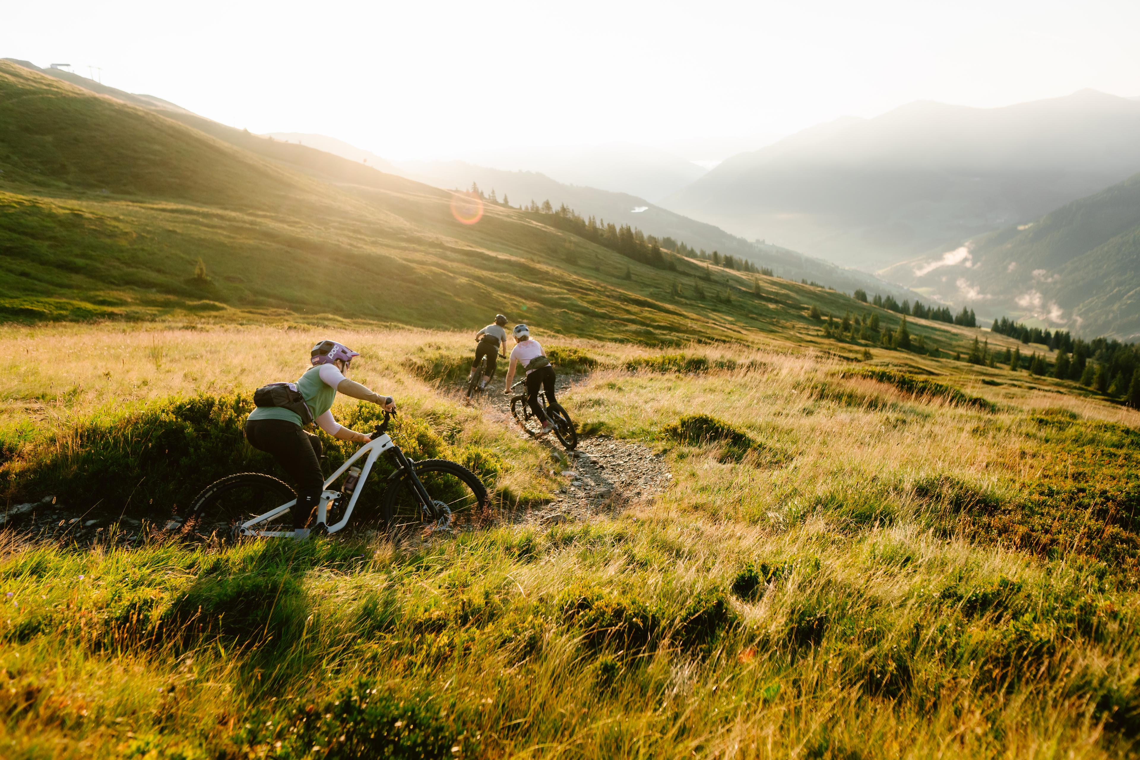 mountain biking in saalbach